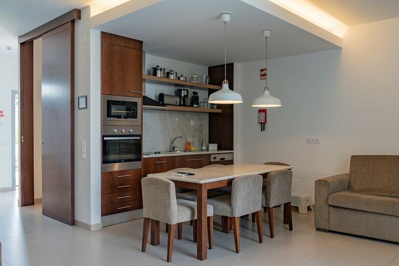 S�o Rafael Villas, Apartments & Guesthouse