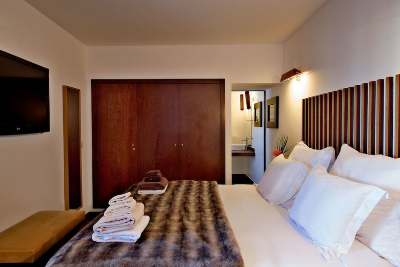 S�o Rafael Villas, Apartments & Guesthouse