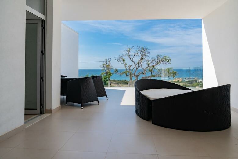S�o Rafael Villas, Apartments & Guesthouse