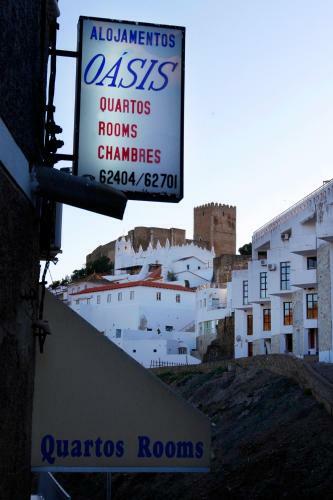 Hostal Alojamentos Oasis