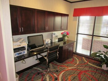 Hotel Holiday Inn Express & Suites Butler