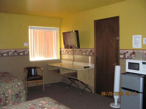 Earth Inn Motel - Jackson