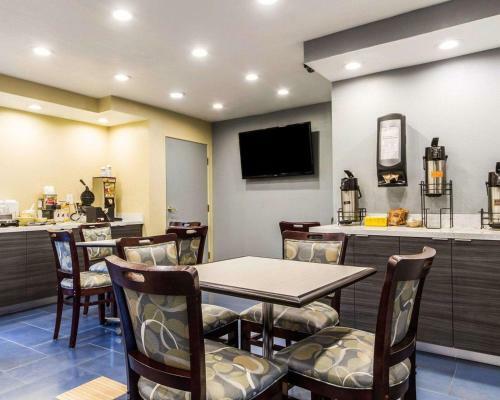 Hotel Quality Inn Martinez