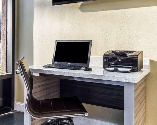Hotel Quality Inn Martinez
