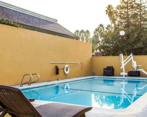 Hotel Quality Inn Martinez