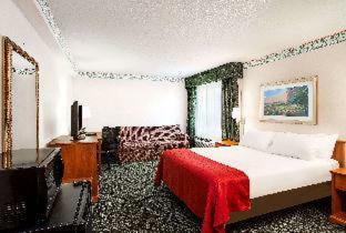 Hotel Ramada Price