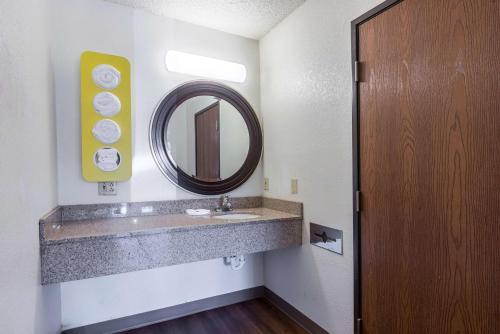 Motel 6 Concord - Kannapolis