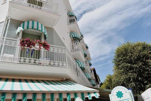 Hotel Flora