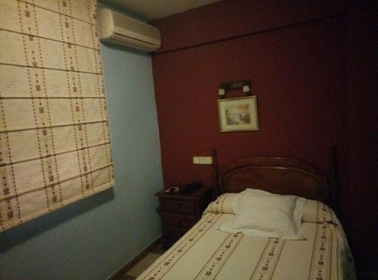Hostal Residencia Castilla