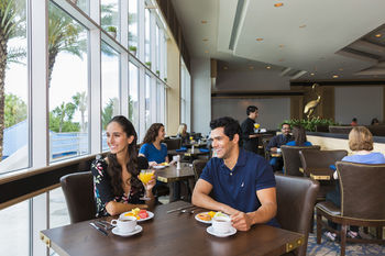 Hotel South Shore Harbour Resort And Conference Center