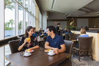 Hotel South Shore Harbour Resort And Conference Center