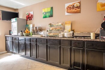 Hotel Quality Inn & Suites West Bend