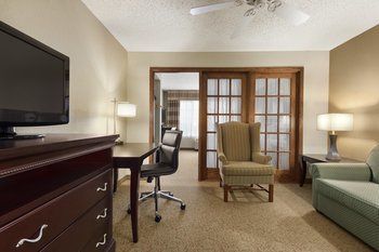 Hotel Country Inn & Suites By Carlson West Bend
