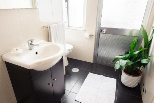 Hostal Almada