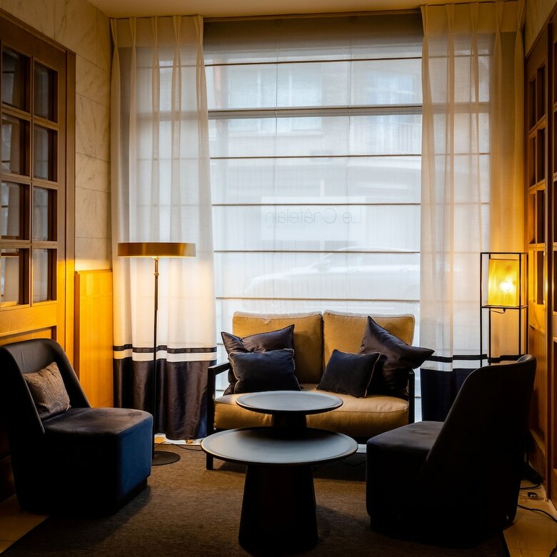 Le Chatelain Hotel