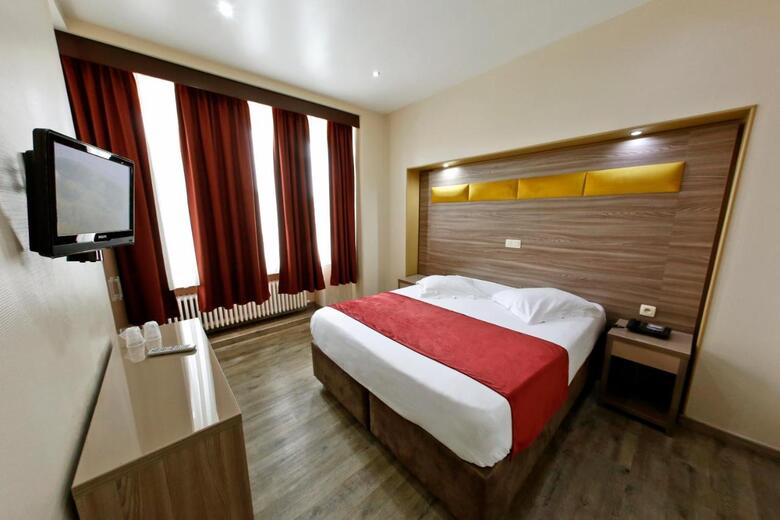 Hotel De France