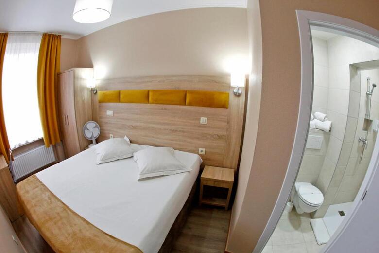 Hotel De France
