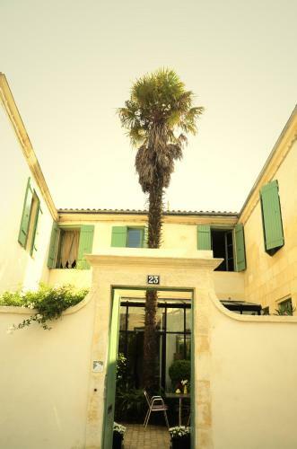 Hostal La Maison Du Palmier