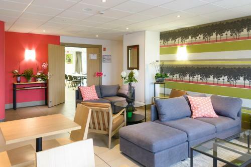 Best Hotel Reims Croix Blandin