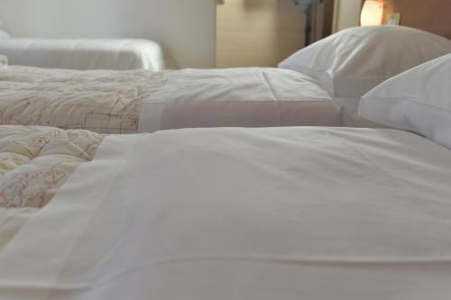B&B Maricl�