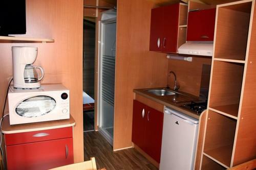 Hotel Camping La Pin�de