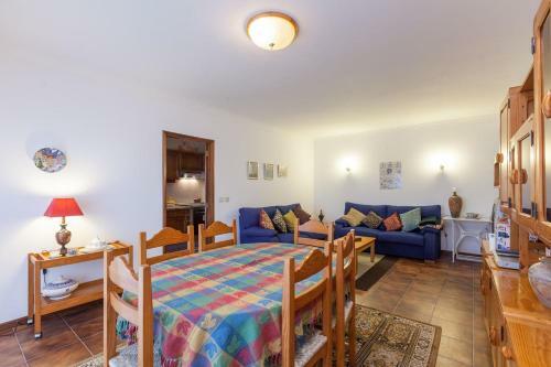 Amorosa Beach Apartment