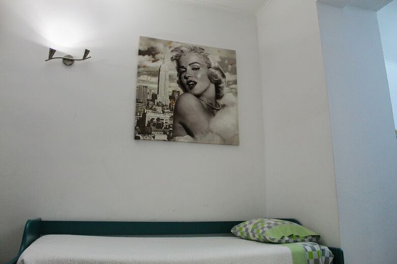 Hostal Vintage Place - Azorean Guest House