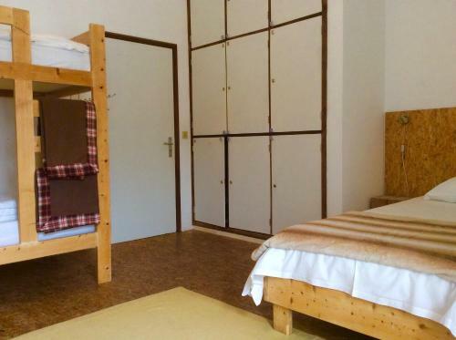 Marina Lounge Hostel