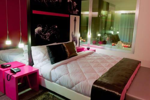 Vinyl M Hotel Design Inn