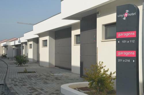 Vinyl M Hotel Design Inn