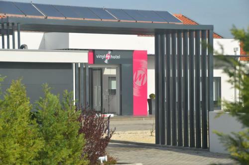 Vinyl M Hotel Design Inn
