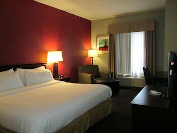 Holiday Inn Express Hotels Cloverdale (greencastle)