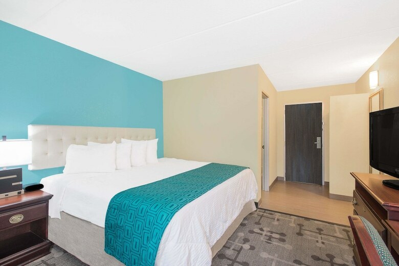 Hotel Howard Johnson Inn - Saugerties