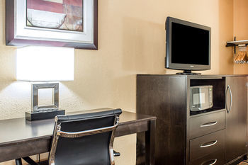 Hotel Quality Inn Dunmore