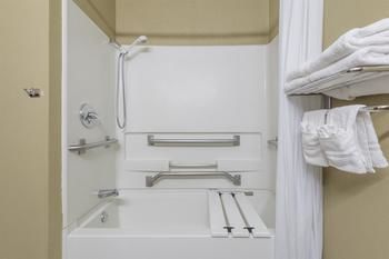Hotel Microtel Inn & Suites By Wyndham West Chester