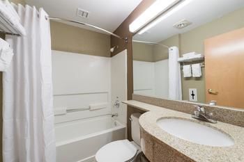Hotel Microtel Inn & Suites By Wyndham West Chester