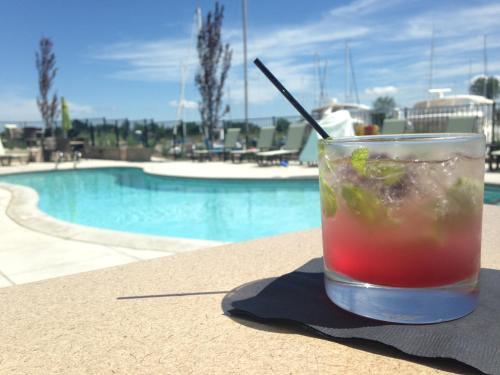 Hotel Inn At Harbor Shores