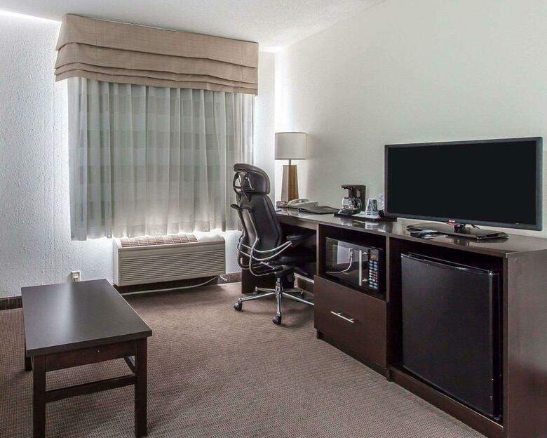 Hotel Sleep Inn & Suites Austinburg
