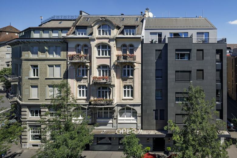 Opera Hotel