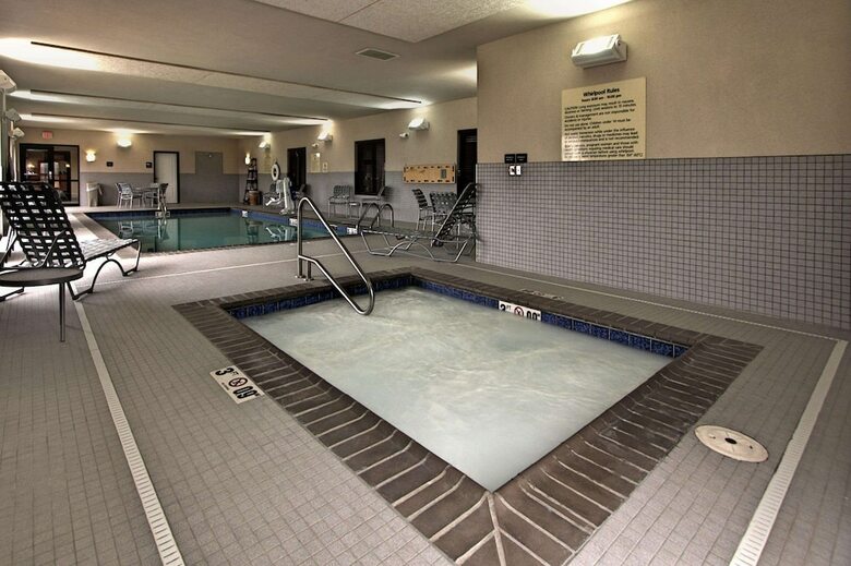 Hotel Hampton Inn Defiance
