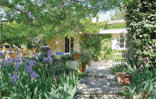 Holiday Home Mas La Hulotte N-870