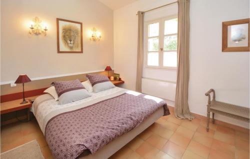 Holiday Home Mas La Hulotte N-870