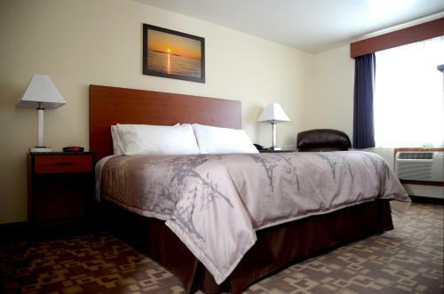 Magnuson Hotel Pictured Rocks Munising