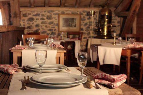 Hotel Logis - Chateau De Beauregard