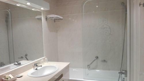 Logis Au Grand Hotel