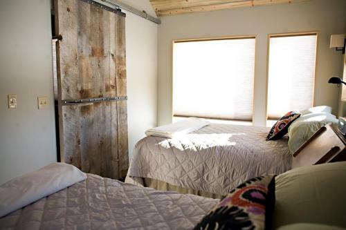 Bed & Breakfast Yellowstone River Lodge, Cabins And B & B