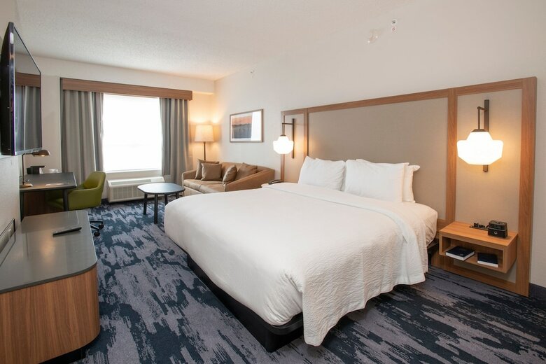 Hotel Comfort Suites Newport