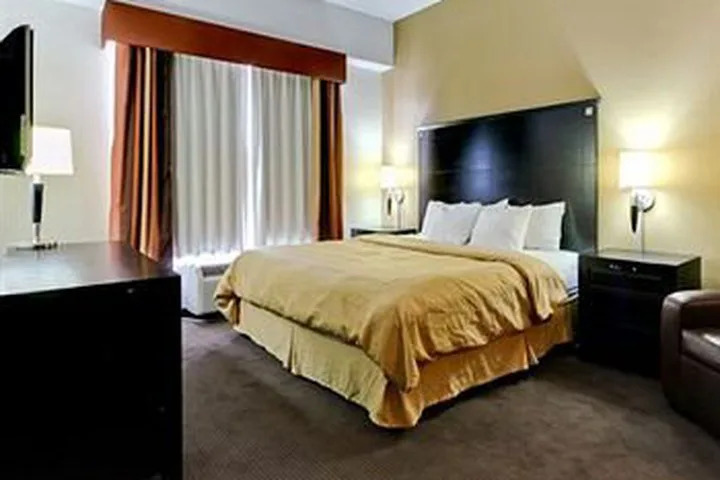 Hotel Comfort Suites Newport