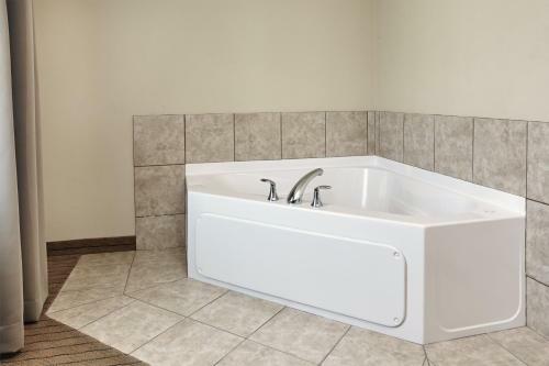 Hotel Holiday Inn Express & Suites Verona