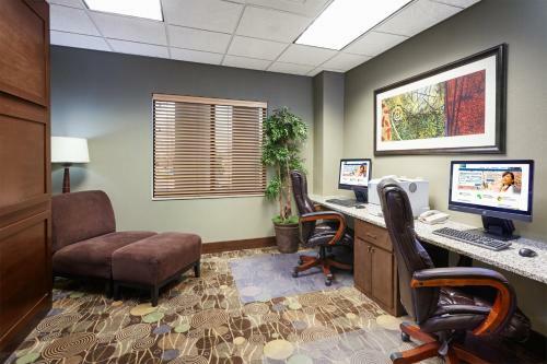 Hotel Holiday Inn Express & Suites Verona